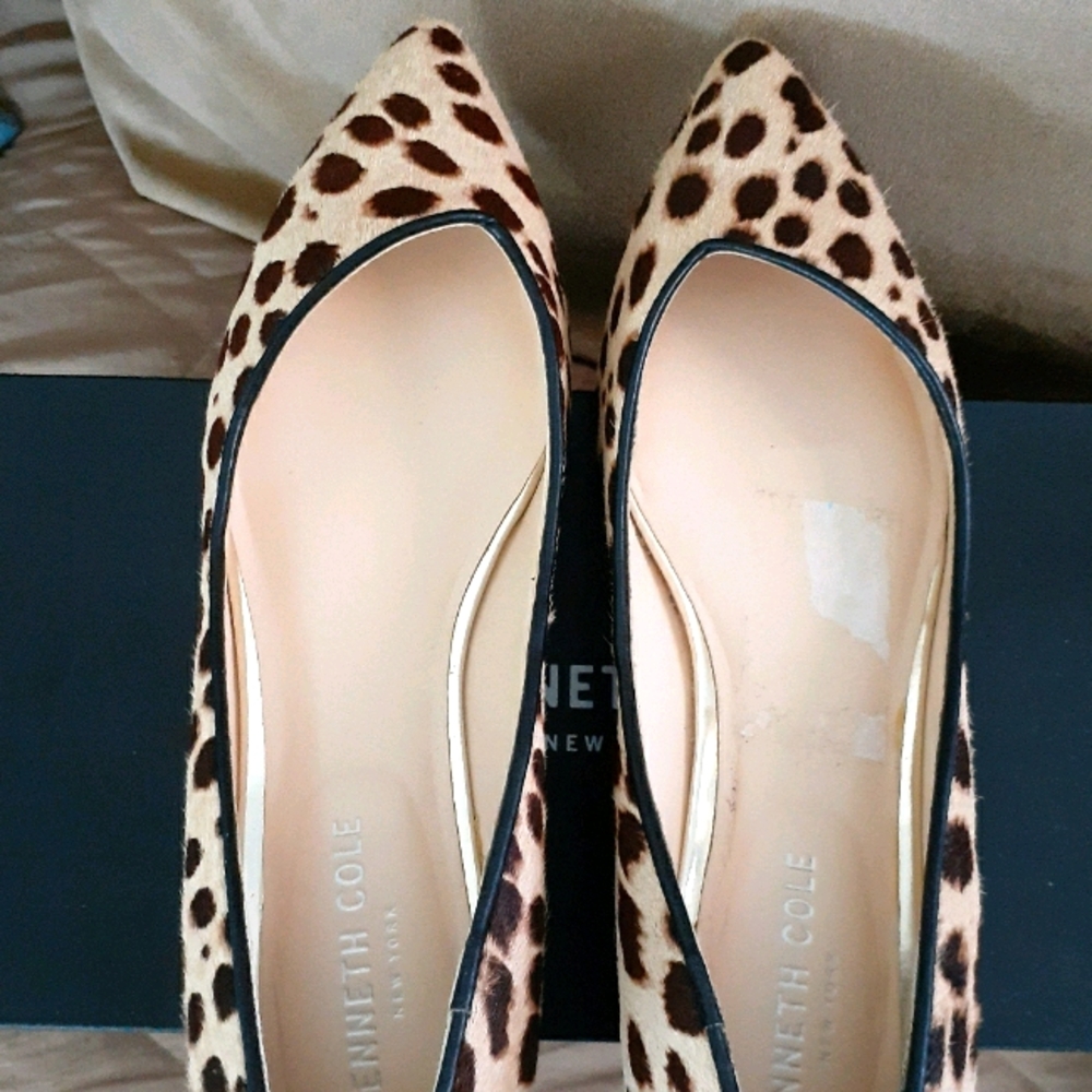 Leopard print Kenneth Cole flats